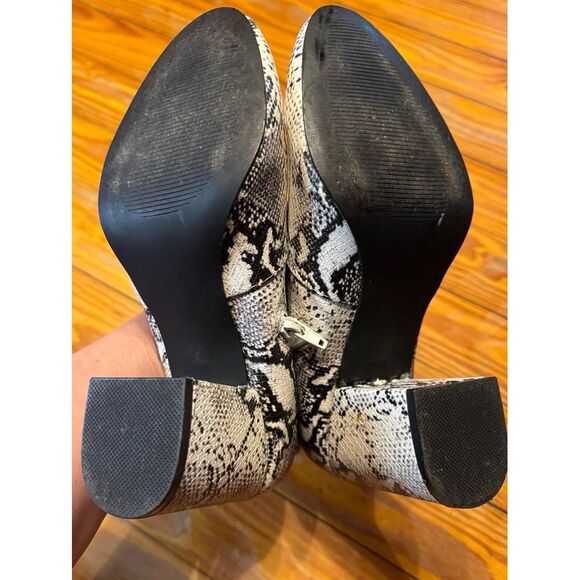 Madden Girl Rally Snakeskin Boots Size 9‎ - Picture 11 of 11